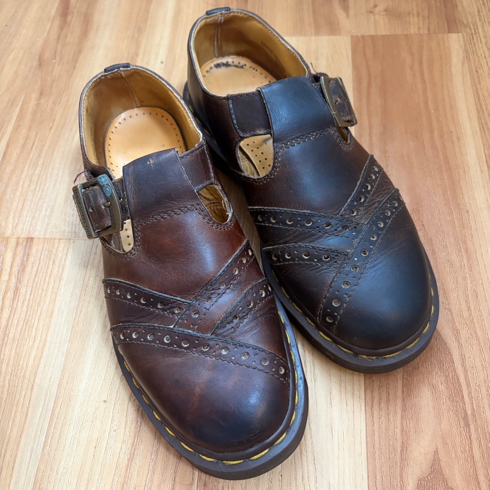 Doc Martens Vintage Mary Janes UK size 5/W 7